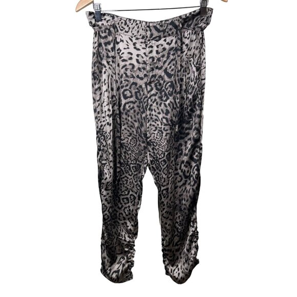 Dance & Marvel Pants Size Medium High Rise Leopard Print Ruched Pull On Crop New - Picture 1 of 10
